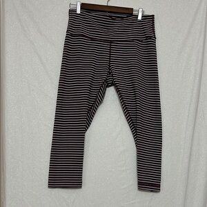 lululemon athletica Maroon and White Striped Crop WunderUnder Leggings. Size 12